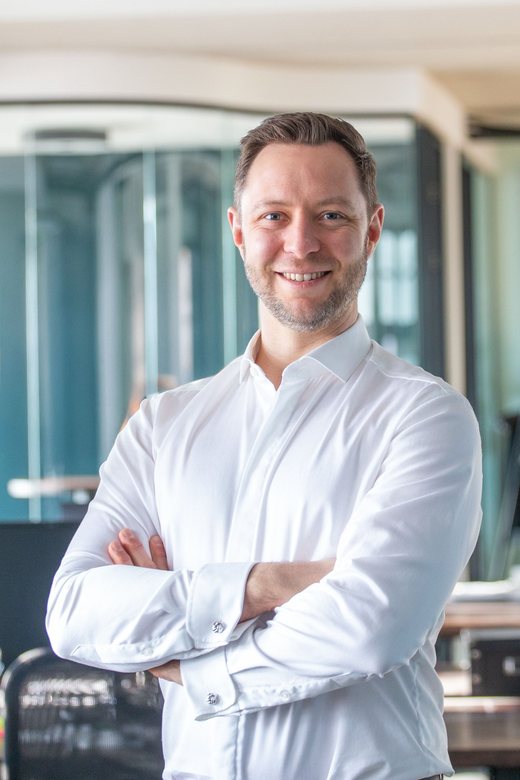 Clemens Kemper, Managing Director Sales at Löwenstein UG